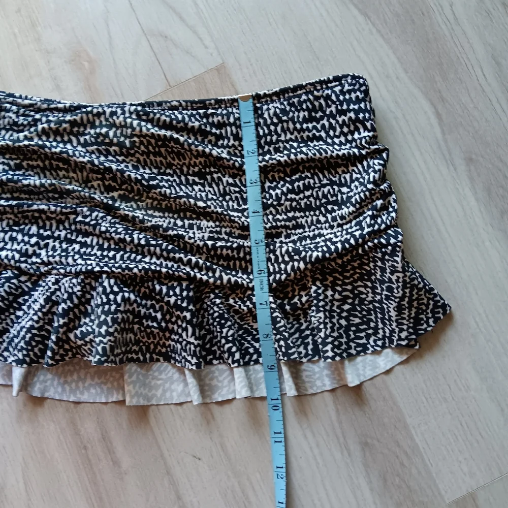 La Blanca Bikini Tie Halter Top Swim Skirt Black White Size 10 - Picture 13 of 16